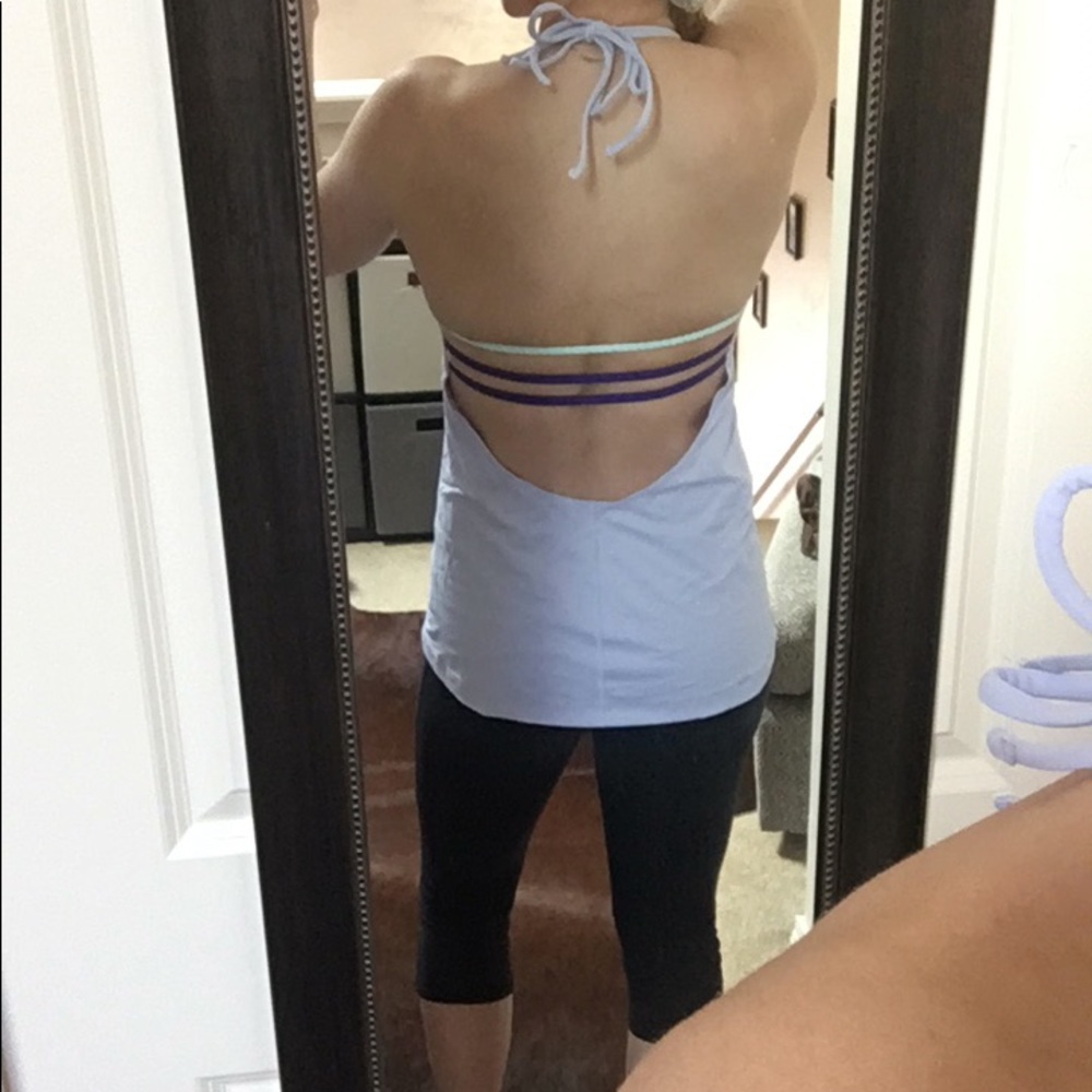 Lululemon tank size 6/8